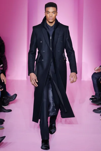 Look 44